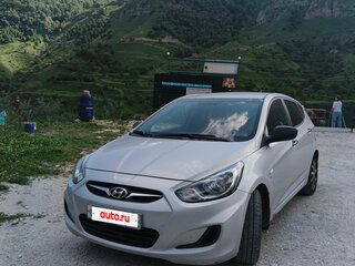 2012 Hyundai Solaris I, серебристый, 675000 рублей, вид 1