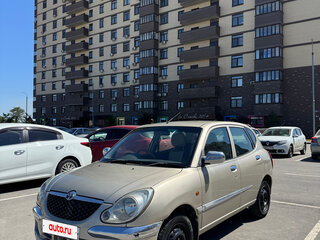 2002 Toyota Duet, бежевый, 290000 рублей, вид 1