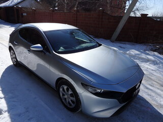 2022 Mazda 3 IV (BP), серебристый, 2250000 рублей, вид 2