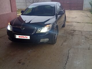 2013 Skoda Octavia II (A5) Рестайлинг, чёрный, 800000 рублей, вид 2