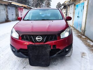 2012 Nissan Qashqai I Рестайлинг, красный, 875000 рублей, вид 4