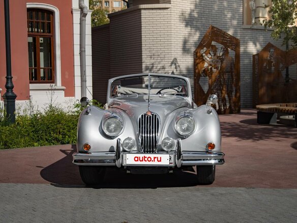 1957 Jaguar XK XK140, серебристый, 9299000 рублей - вид 3