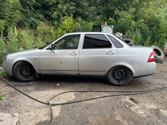 2009 Lada (ВАЗ) Priora I, серебристый, 180000 рублей - вид 3