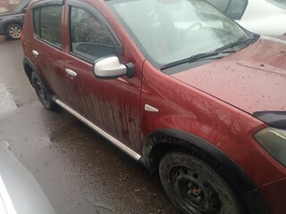 2012 Renault Sandero Stepway I, красный, 500000 рублей, вид 4