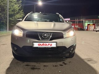 2012 Nissan Qashqai I Рестайлинг, серебристый, 830000 рублей, вид 2