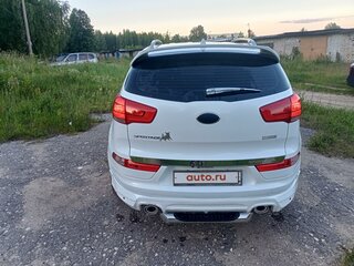 2015 Kia Sportage III Рестайлинг, белый, 1700000 рублей, вид 3
