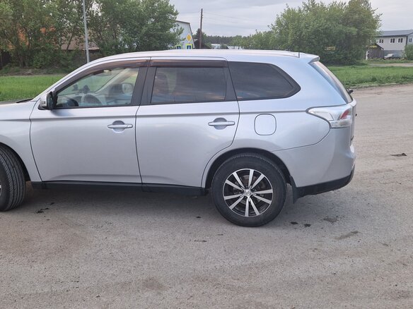 2012 Mitsubishi Outlander III, серебристый, 1735000 рублей - вид 10