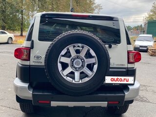 2022 Toyota FJ Cruiser, белый, 4100000 рублей, вид 5