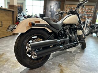 2023 Harley-Davidson Low Rider, белый, 2850000 рублей, вид 3