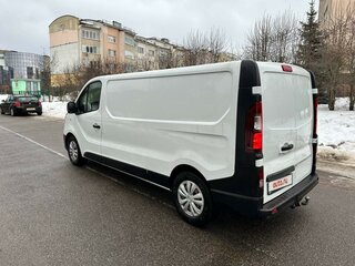 2018 Renault Trafic, белый, 1904806 рублей, вид 3