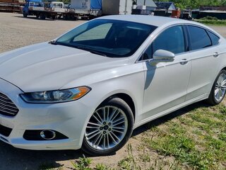 2013 Ford Fusion (North America) II, белый, 1050000 рублей, вид 2
