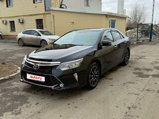 2017 Toyota Camry VII (XV50) Рестайлинг 2, чёрный, 2550000 рублей, вид 1