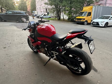 2022 BMW S 1000 R, красный, 1650000 рублей, вид 4