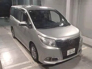 2015 Toyota Esquire I, серебристый, 1850000 рублей, вид 3