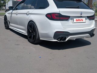 2018 BMW 5 серии 530d xDrive VII (G30/G31/G38), белый, 4350000 рублей, вид 1
