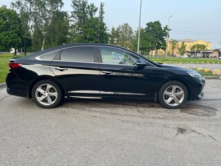 2017 Hyundai Sonata VII (LF) Рестайлинг, чёрный, 1800000 рублей, вид 5