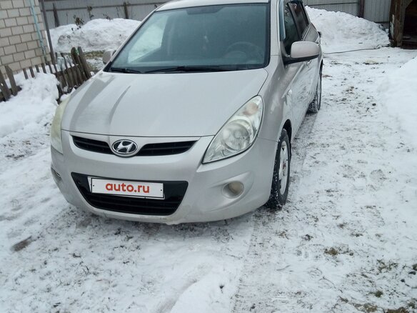 2009 Hyundai i20 I, бежевый, 750000 рублей