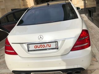 2010 Mercedes-Benz S-Класс 500 Long V (W221) Рестайлинг, белый, 2700000 рублей, вид 3
