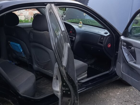 2005 Hyundai Elantra III (XD2) Рестайлинг, чёрный, 305000 рублей - вид 9