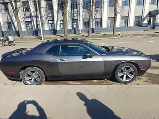 2019 Dodge Challenger III Рестайлинг 2, серый, 2300000 рублей, вид 2