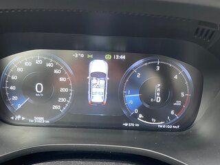 2018 Volvo XC60 II, серый, 4200000 рублей, вид 5