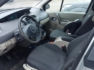 2008 Renault Scenic Grand II Рестайлинг, серебристый, 625000 рублей, вид 5