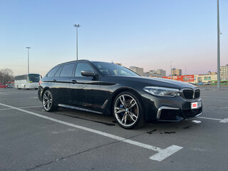 2019 BMW 5 серии M550d xDrive VII (G30/G31/G38), чёрный, 3905536 рублей, вид 1