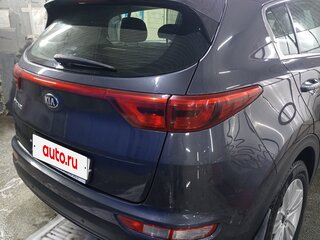 2018 Kia Sportage IV Рестайлинг, серый, 2050000 рублей, вид 3