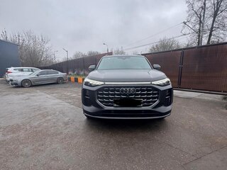 2023 Audi Q6 45 TFSI, чёрный, 8085000 рублей, вид 2