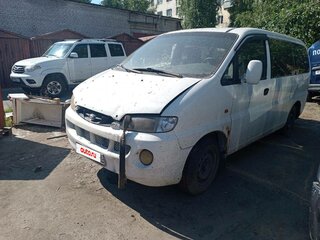 2000 Hyundai H-1 I, белый, 170000 рублей, вид 1