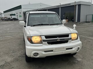 2001 Mitsubishi Pajero iO, белый, 400000 рублей, вид 1