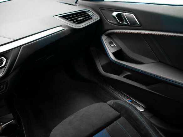 2021 BMW 2 серии Gran Coupe M235i xDrive F44, синий, 3450000 рублей - вид 27