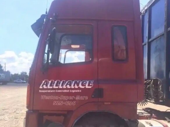 2000 DAF CF-series, красный, 600000 рублей - вид 1