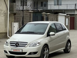 2010 Mercedes-Benz B-Класс 200 I (W245) Рестайлинг, белый, 1350000 рублей, вид 1