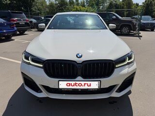2021 BMW 5 серии 520d xDrive VII (G30/G31/G38) Рестайлинг, белый, 4700000 рублей, вид 3