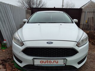2015 Ford Focus III Рестайлинг, белый, 900000 рублей, вид 1