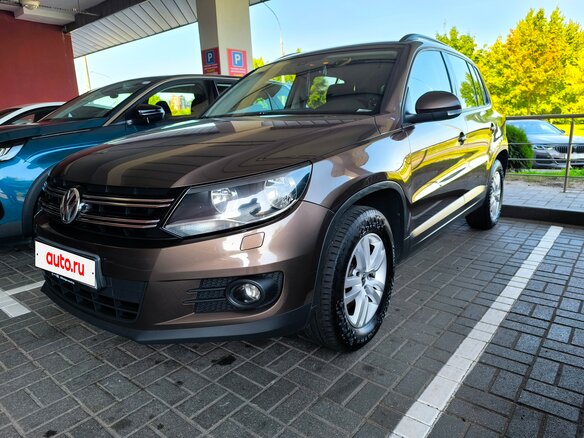 2014 Volkswagen Tiguan I Рестайлинг, коричневый, 1100000 рублей - вид 2