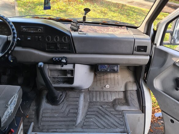 2001 Volkswagen LT, белый, 650000 рублей - вид 19