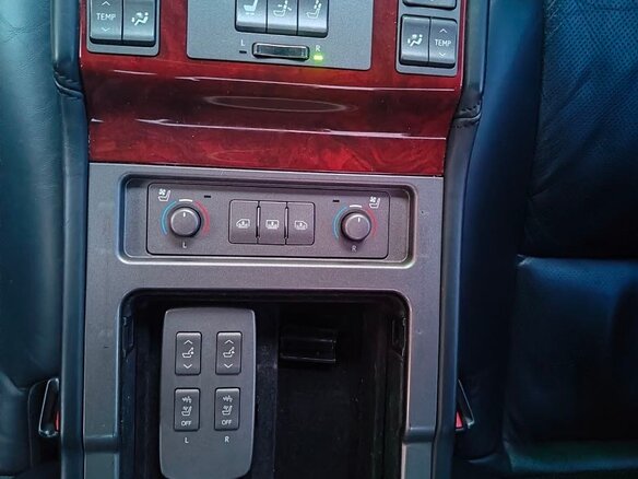 2010 Lexus LS 460 IV Рестайлинг, чёрный, 1800000 рублей - вид 7