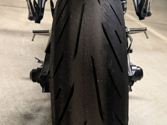 2020 Yamaha XSR700, серебристый, 750000 рублей - вид 6