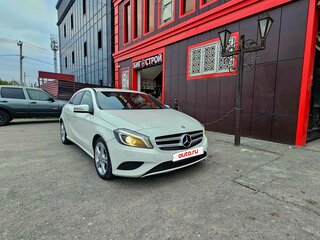 2014 Mercedes-Benz A-Класс 180 III (W176), белый, 1200000 рублей, вид 1