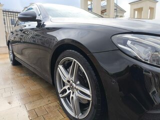 2019 Mercedes-Benz E-Класс 200 V (W213, S213, C238), чёрный, 4300000 рублей, вид 4