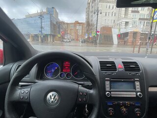 2007 Volkswagen Golf GTI V, красный, 900000 рублей, вид 3