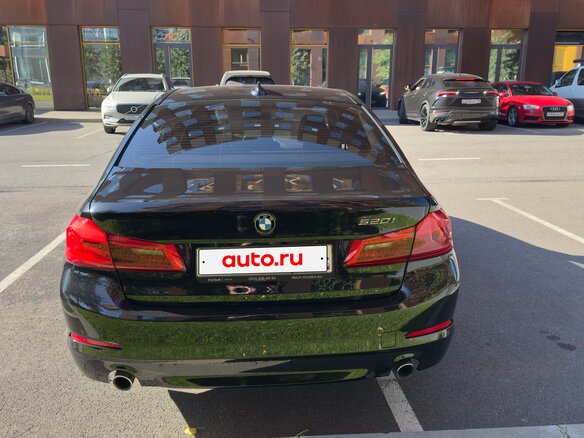 2017 BMW 5 серии 520i VII (G30/G31/G38), чёрный, 2950000 рублей - вид 7