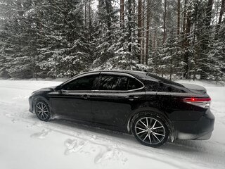 2021 Toyota Camry VIII (XV70) Рестайлинг, чёрный, 3450000 рублей, вид 4