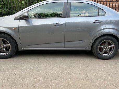 2013 Chevrolet Aveo II, серый, 690000 рублей, вид 5
