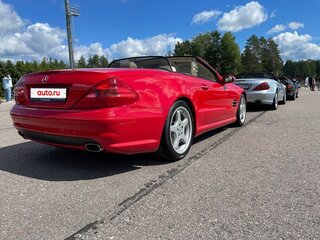 2003 Mercedes-Benz SL-Класс 350 V (R230), красный, 2550000 рублей, вид 5