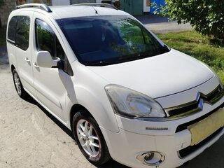 2012 Citroen Berlingo II, белый, 620000 рублей, вид 2