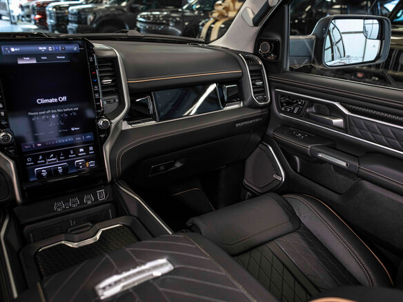 2026 Ram 1500 Crew Cab V Рестайлинг, красный, 10490000 рублей - вид 30