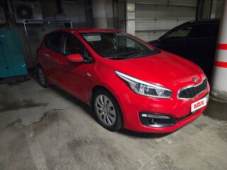 2016 Kia Ceed II Рестайлинг, красный, 1400000 рублей, вид 5